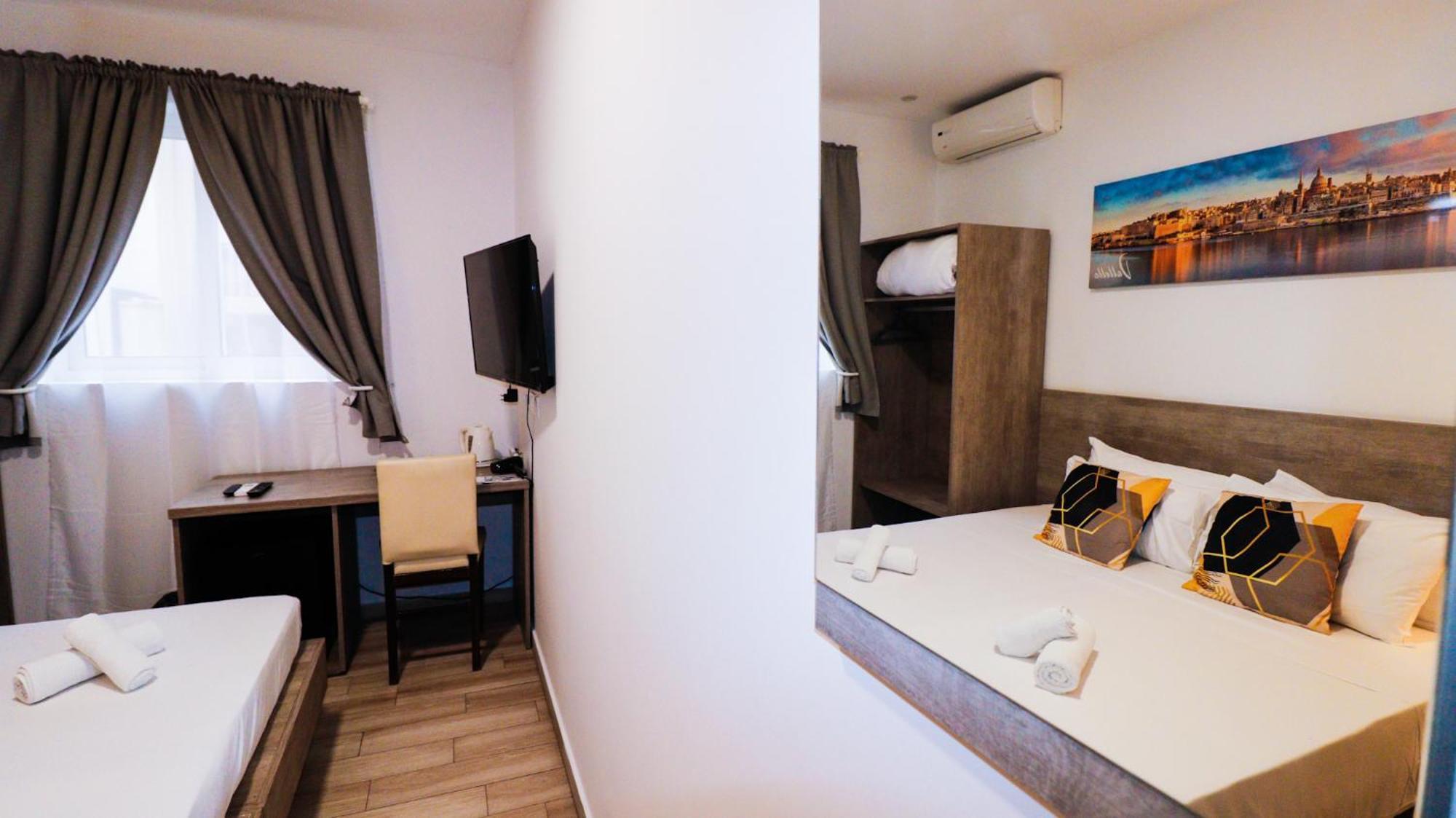 Napoli Suites Studios Aparthotel San Ġiljan Kültér fotó